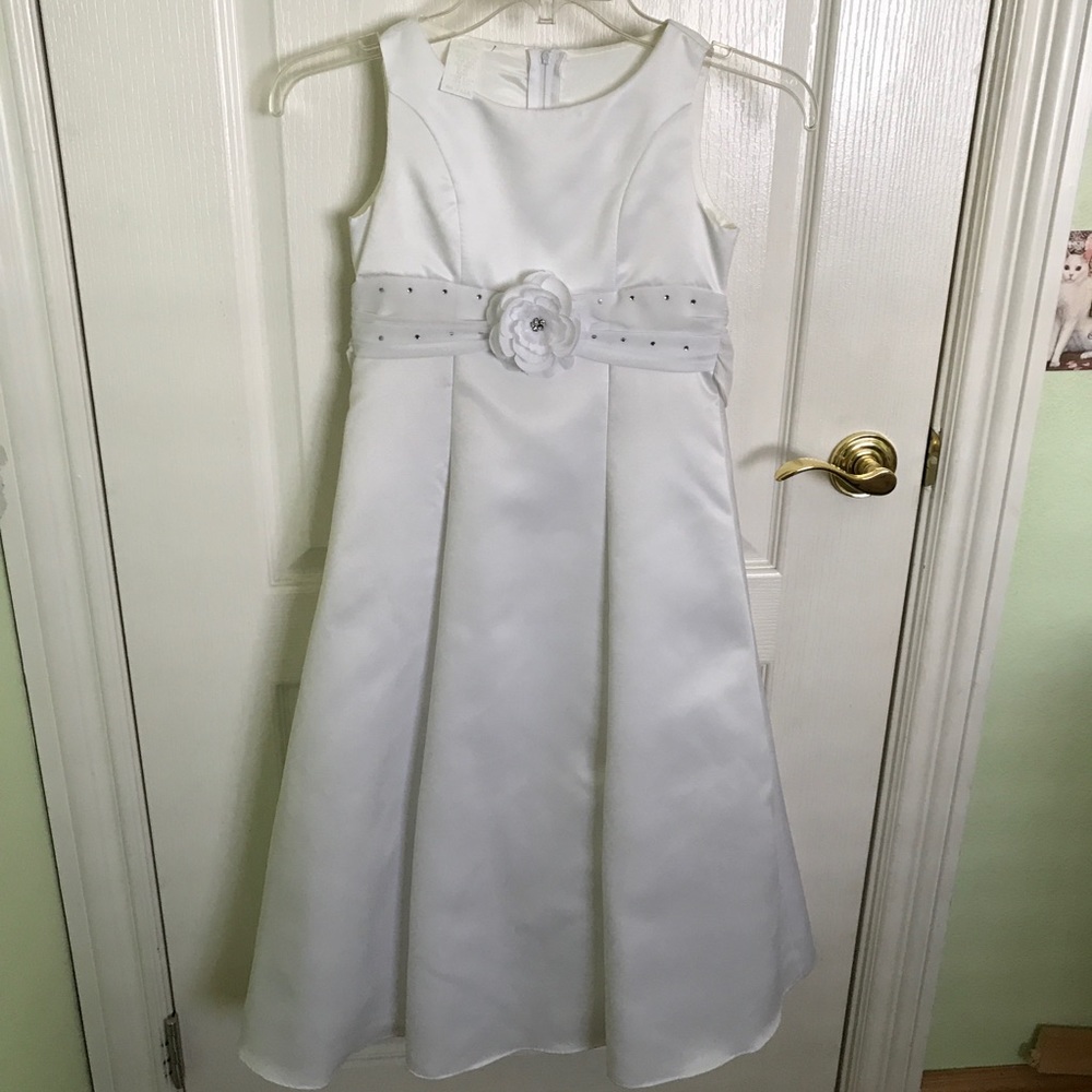 Girls White first communion dress size 6